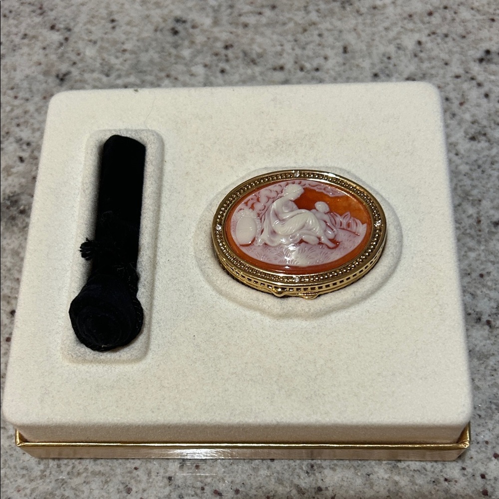 Estee Lauder “Youth Dew” Cameo Solid Perfume Compact